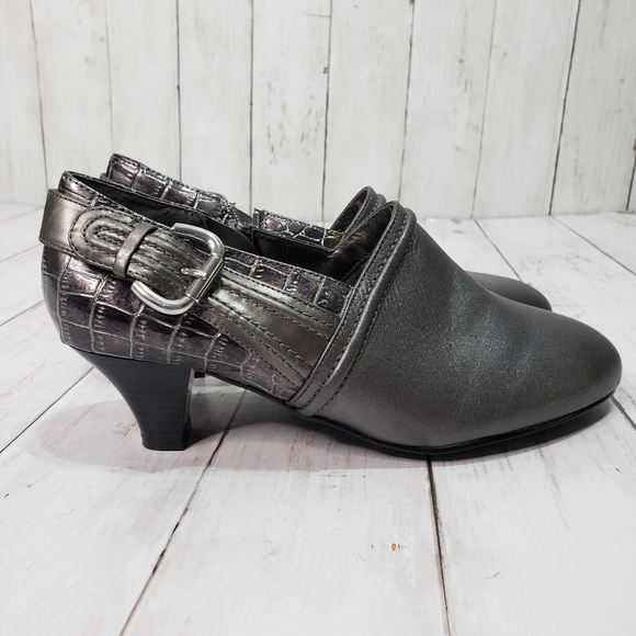 New! AJ Valenci Women's Pewter Leather Booties - Picture 2 of 9